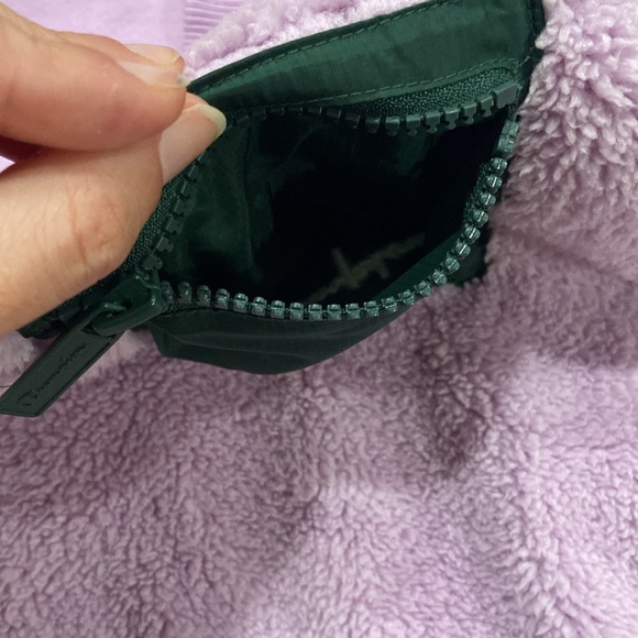 NWOT Urban Outfitters Exclusive Champion Sherpa Crewneck - Picture 5 of 5